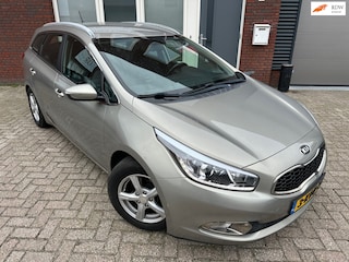 Kia Ceed Cee'd Sportswagon 1.6 GDI Comfort Pack / Airco / Cruise / LED / NAP