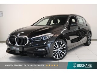 BMW 118i Business Edition Plus | Camera | Climate control | 18"Lichtmetaal | Sport Line |