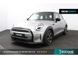 Mini Cooper 1.5 Classic | Navigatie | Climate Control | PDC |