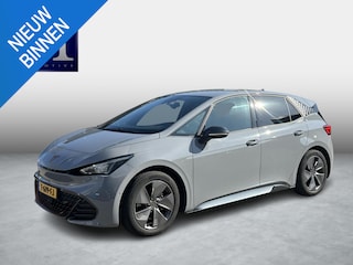 Cupra Born Essential 62 kWh | SOH 91% | STOELVERWARMING | APPLECARPLAY / ANDROID AUTO | ADAP. CRUISE | ACHTERUITRIJCAMERA | KEYLESS | 3 FASE | 12 MND BOVAG GARANTIE |