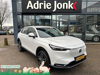 Honda HR-V 1.5 e:HEV Elegance AUTOMAAT | TREKHAAK | HYBRIDE | A.CAMERA | PARKEERSENSOREN V+A | STOELVERWARMING | NED. AUTO |
