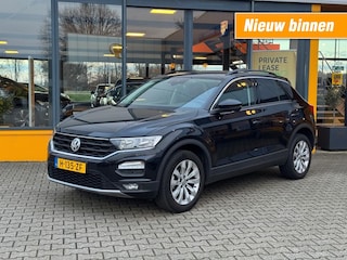 Volkswagen T-Roc 1.5 TSI 150 pk DSG  Sport - Adap cruise - Navi - Carplay/Android