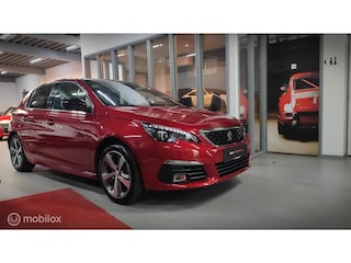 Peugeot 308 1.2 PureTech GT-line AUTOMAAT PANO LED LEER XENON CARPLAY