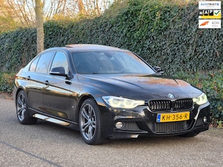 BMW 330e M Sport Schuifdak Apple CarPlay Camera H&K AP Centennial High Executive