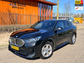 BMW iX2 EDrive20 M- sport, trekhaak, H&K, incl. BTW