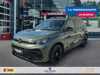 Volkswagen Tiguan 1.5 eTSI R-LINE TREKHAAK/PANO-DAK/CAMERA/ACC/ELEK-KLEP/HUD