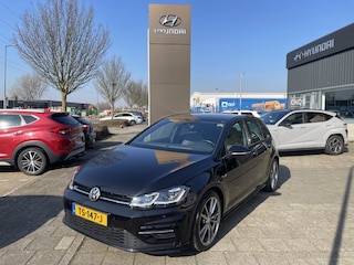 Volkswagen Golf 1.5 TSI HighLine Bns R-Line*RIJKLAARPRIJS*