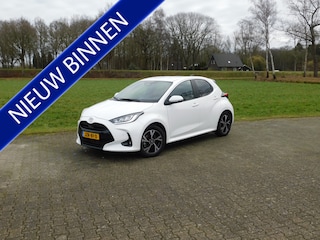 Toyota Yaris 1.5 Hybrid 115 Dynamic ACC, PDC, CAMERA, CARPLAY