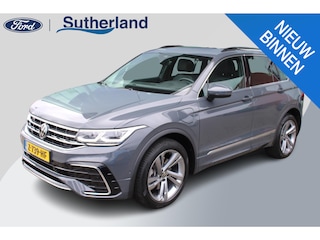 Volkswagen Tiguan 1.4 TSI eHybrid R-Line Business | Panoramadak | Adaptieve Cruise Control | 19 INCH Lichtmetalen Velgen | Camera