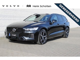 Volvo V60 2.0 T8 Plug-in hybrid AWD Ultra Perf. Ed. Dark | Nappa leder Charcoal | Polestar Engineered software | Panoramadak | Visual Park Assist | 6,4 kw Boordlader | Adaptive Cruise control | Pilot Assist | Premium Pack | Preconditioning met timer | Getinte ramen | Headup display | Full Led | Driver Assistance | Driver Awareness | 19" 5-Triple Spaaks Black Diamond Cut | Bowers & Wilkins Audiosysteem | Google Maps | Google Assistant | Blis | Elektrische achterklep | Stoelventilatie voor | Stoelmassage voor | Verwarmbaar stuurwiel | Keyless | Elektrisch verstelbare voorstoelen met geheugen | Lichting Pack | Stoelverwarming voor en achter | Apple Carplay | Volvo Car UX | Elektrisch bedienbare achterklep | Verlichtingspack 2