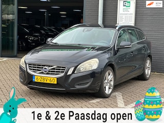 Volvo V60 2.0 D3 Summum/NAVI/AIRCO/TERKHAAK!!