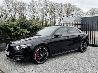 Mercedes-Benz A250e Limousine AMG Sfeer|Night|Camera|Leer Zwart