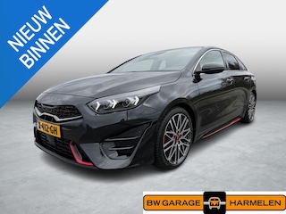 Kia ProCeed 1.6 T-GDi GT | Trekhaak |  GT line | Digitaal Dash | Stoel + Stuurverwarming | Voorruit verwarmd | Carplay | Keyless |