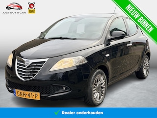 Lancia Ypsilon 1.2 Platinum Airco / NAP / Leder / Start-Stop / 1e Eigenaar / Dealeronderhouden /