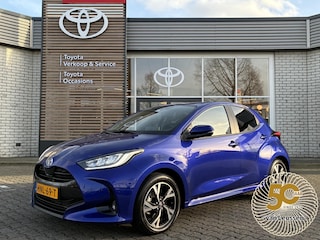 Toyota Yaris HYBRID 115 DYNAMIC COMFORT-PACK STOEL/STUURVERW PARK-SENSOREN BLIND-SPOT CLIMA AD-CRUISE NL-AUTO