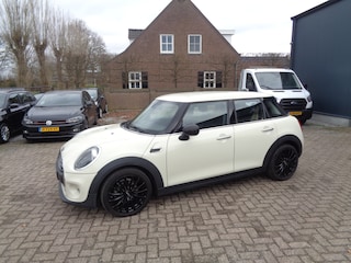 Mini Mini 1.5 First Airco, Navigatie, Carplay, LM velgen 17 inch