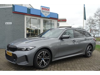 BMW 3-serie Touring (g21) 320e 204pk Aut M-Sport | LEDER | PANO | TREKHAAK | LED | WIDESCREEN