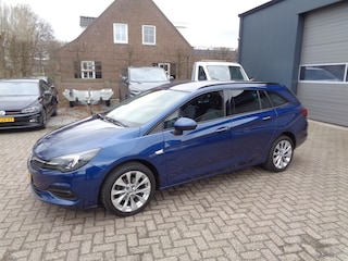 Opel Astra Sports Tourer 1.2 Business Elegance Ecc, Cruise, Navigatie, PDC v+a, carplay, half leer