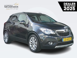 Opel Mokka 1.4 T Innovation 4x4 / TREKHAAK / 1E EIGENAAR / NL AUTO / PANO / LEDER / PDC V+A / CAMERA / NAVI / DAB / STOELV. / STUURV. / CLIMATE / CRUISE / 18'' LMV (All-season)