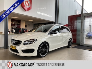 Mercedes-Benz B-klasse 180 AMG Night edition,Nl Auto, Automaat,Panoramadak,Navigatie,Parkeersensor V&A,Trekhaak,Climate&Cruiscontrol,Spraakbediening,Leder- Alcantara.18 Inch Lmv