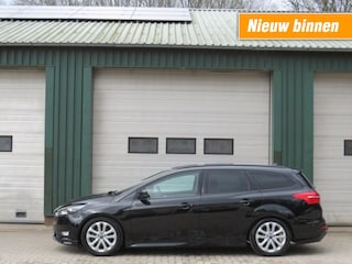 Ford Focus 1.5 ST-Line Titanium