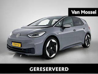 Volkswagen ID.3 First Max 58 kWh 204 PK | Apple Carplay | Panoramadak | Stuurwielverwarming | Stoelverwarming | Achteruitrijcamera | Sfeerverlichting | Dodehoeksensoren | Navigatie | IQ Lights | Ergo-Active Voorstoelen |