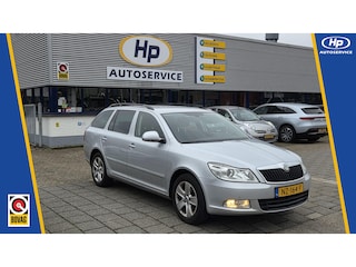 Skoda Octavia Combi 1.6 TDI Greentech Elegance Business Line