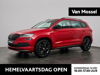 Skoda Karoq 1.5 TSI Aut. Sportline | Full-Options!! | Panoramadak | Led Koplampen | Afn. Trekhaak | Sportstoelen | CarPlay | Camera | Led Sfeerlicht | Adaptive Cruise Control |