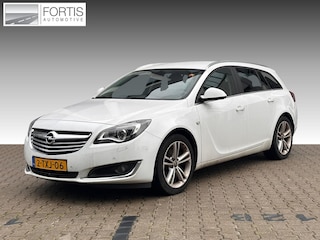 Opel Insignia Sports Tourer 1.6 T Business+ 125 KW !