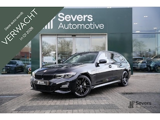 BMW 3-serie Touring 330e High Executive | M Sportpakket | Trekhaak | Panorama dak | Elektrisch verstelbare stoelen | Comfort Acces | Head-Up Display