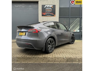 Tesla Model Y + MMX PACK + TREKHAAK