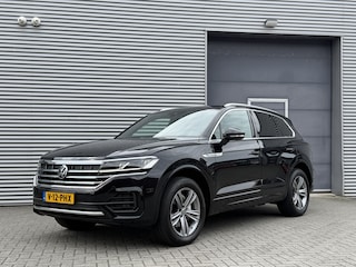 Volkswagen Touareg 3.0 TDI R-Line I Aut. I Grijs Kenteken I Leder I Navi I 56000 km