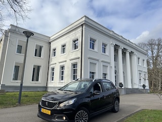 Peugeot 2008 1.2 PureTech Blue Lion