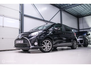 Toyota Yaris 1.5 Hybrid Dynamic | Panorama | Camera | Trekhaak | Winterset | NL auto NAP | Rijklaarprijs | Cruise |