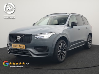 Volvo XC90 T8 Recharge AWD Ultimate Dark 7 Persoons LONG RANGE Plug In Hybrid 455pk Dealer O.H. PHEV | Trekhaak Af Fabriek | Panodak | Head Up | Adaptive Cruise | Harman / Kardon | 360 Camera | Lederen Sportstoelen Massage & Memory & Ventilatie | Google Assistent | Stoelen & Stuur Verwarmd |