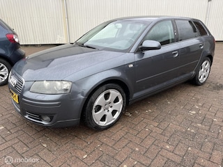 Audi A3 1.6 Attraction