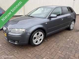 Audi A3 1.6 Attraction