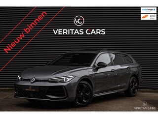 Volkswagen Passat Variant 1.5 eHybrid 272PK DSG R-Line Edition BTW|Pano|ACC|IQ Light|HUD|Trekhaak