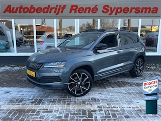 Skoda Karoq 1.5 TSI ACT Style Sportline | Pano | Elektrische Trekhaak | Parkeer Camera | Stoelverwarming