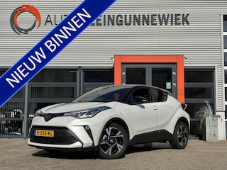 Toyota C-HR 1.8 Hybrid Executive / Bi-tone / Parelmoer / Applecarplay/Android Auto / Allseason Banden /