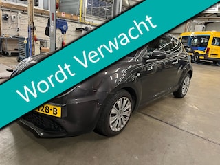 Alfa Romeo Mito 0.9 TwinAir 100pk Airco 2e eigenaar Multimedia Zuinig