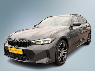 BMW 3-serie Touring 330e xDrive M-Sport / Opendak / ACC / HUD / Trekhaak