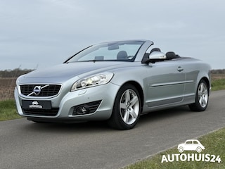 Volvo C70 Convertible 2.4i Intro Edition NAVI TREKHAAK BLISS XENON