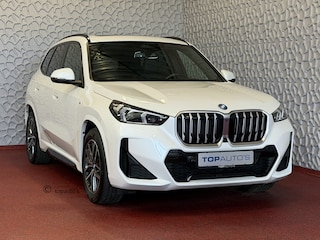 BMW X1 XDRIVE 25E PLUG IN HYBIRD M-SPORT LED PANORAMA .SCHUIFDAK ELEK.KLEP NAVI STOELVERW M-SHADOW LINE ELEK.STOEL ZWARTE.HEMEL 2025 PHEV PLUG IN HYBRID AWD 4X4 4WD ✅ Top Auto's. Al 30 Jaar uw Bmw Specialist in ,  BMW M / M Sport / PHEV / HEV / Hybrid / Mhev / 25e / 30e / xDrive25e // xDrive30e / sDrive18i / sDrive20i / sDrive23i ✅