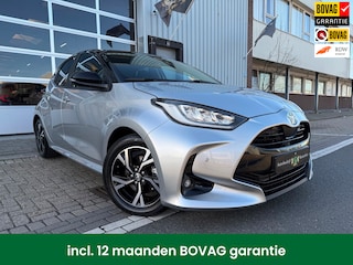Toyota Yaris 1.5 Hybrid 130 Executive Apple CarPlay Bi-Tone