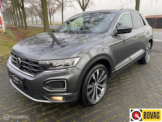 Volkswagen T-Roc 1.5 TSI DSG I Sport I LED INavigatie I 19 INCH I
