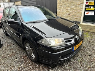 Renault Mégane 2.0-16V T GT+Xenon+Full-Navigatie+Pano-dak+NL = goed-onderhouden = KOOPJE !!