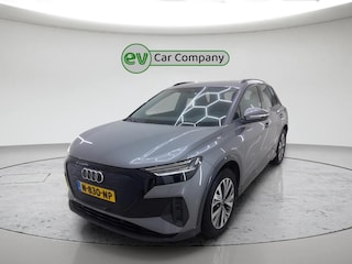 Audi Q4 40 Launch edition Advanced 77 kWh | SOH 86% | CarPlay | Stoelverwarming | 1e Eigenaar | Parkeersensoren | 2021