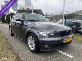 BMW 116i High Executive | 5 Deurs | Sportstoelen
