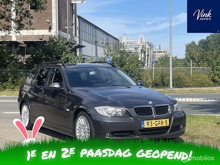 BMW 3-serie Touring 318i Business Line AUTOMAAT|Trekhaak|Navigatie|Parkeersensoren|Climate Control